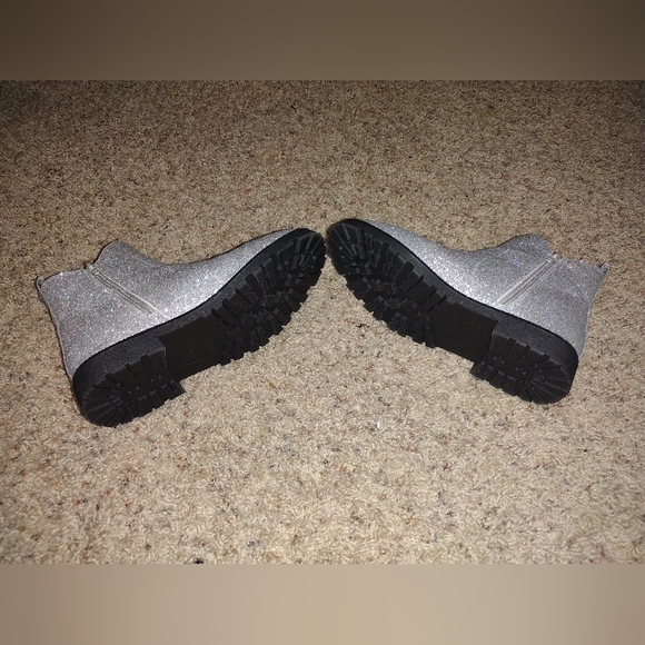 🆕️Mia Girl Youth Casual/ fashion Boots - Picture 8 of 8